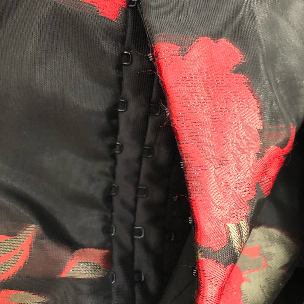 NWOT Lovers + Friends Gil Corsette Top Puff Sleeves XXS - Picture 10 of 10